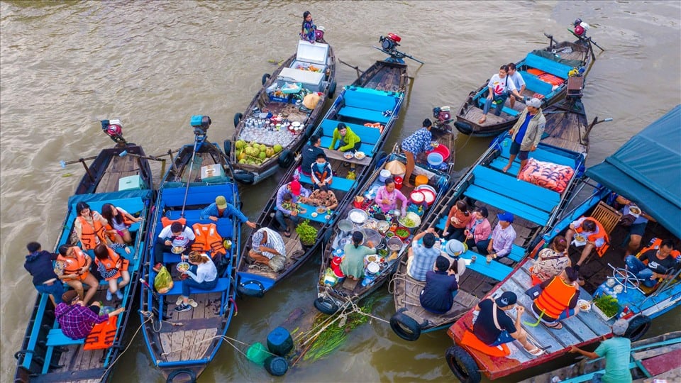 MÔ HÌNH CHỢ NỔI