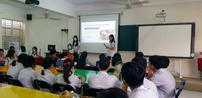 Phát triển các năng lực hóa học cho học sinh thông qua dạy học dự án STEM kết hợp công nghệ thông tin